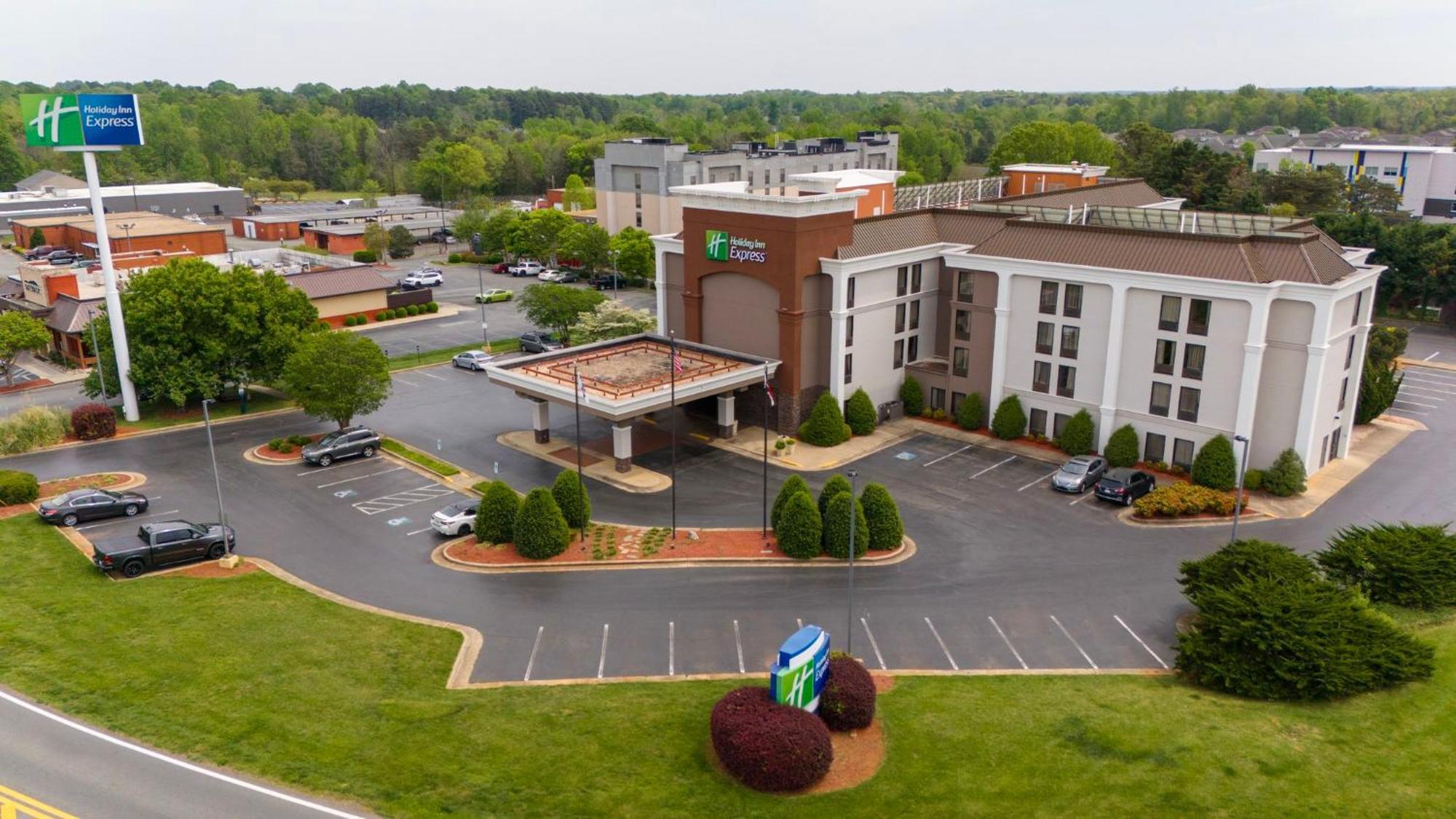 Holiday Inn Express Burlington By Ihg Экстерьер фото